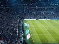 FB体育官方网站-跨越时空的赛场，当湖人争冠战遇见辽宁，拉文在世界杯接管比赛