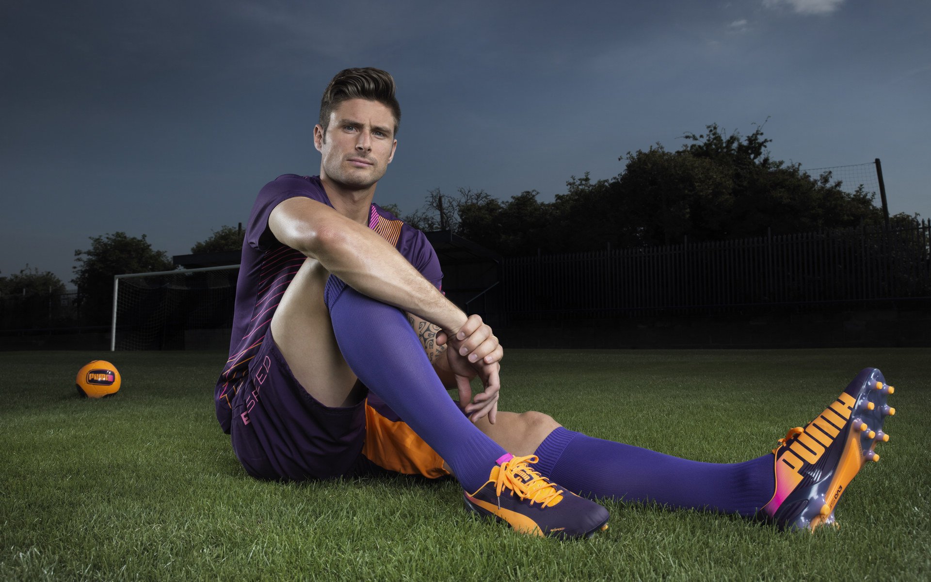 从西甲德比到南美逆袭,足球世界的焦点与意外