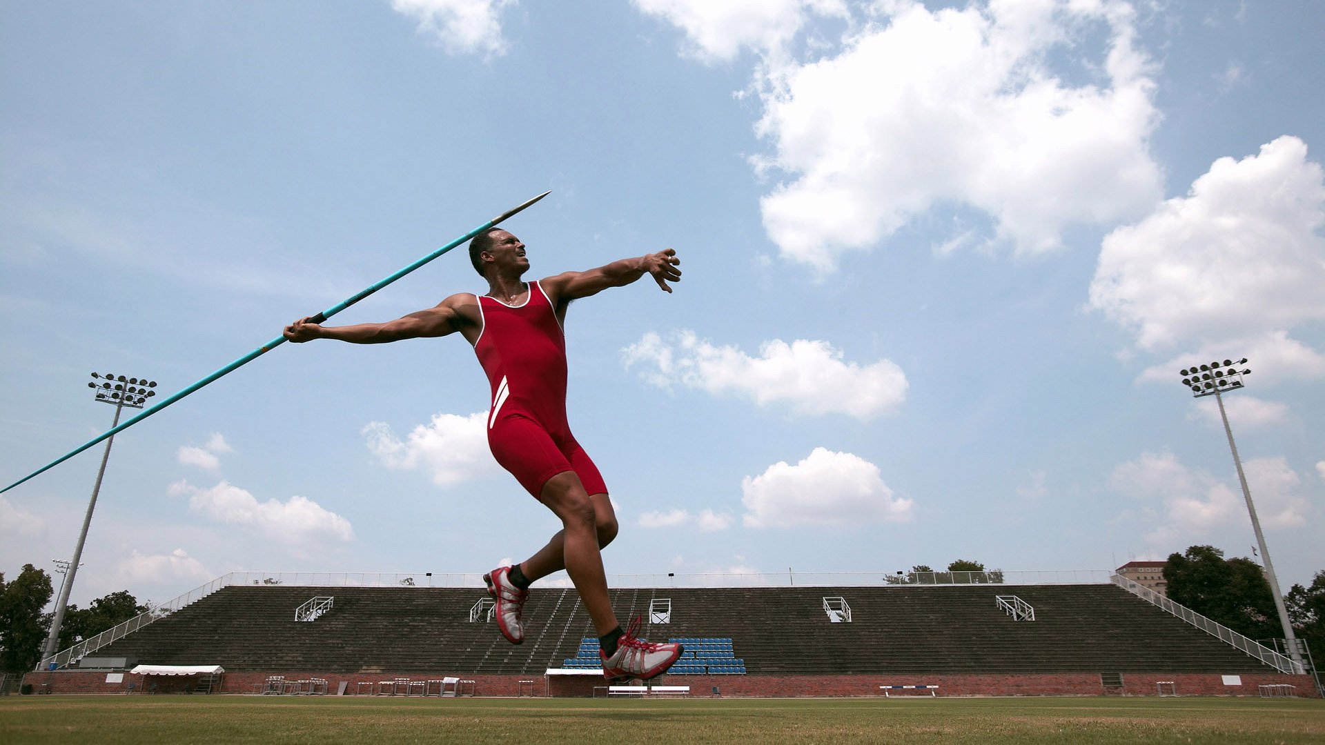 从质疑到传奇，乔治·格林的逆袭之路与灰熊绝杀国王的史诗之夜