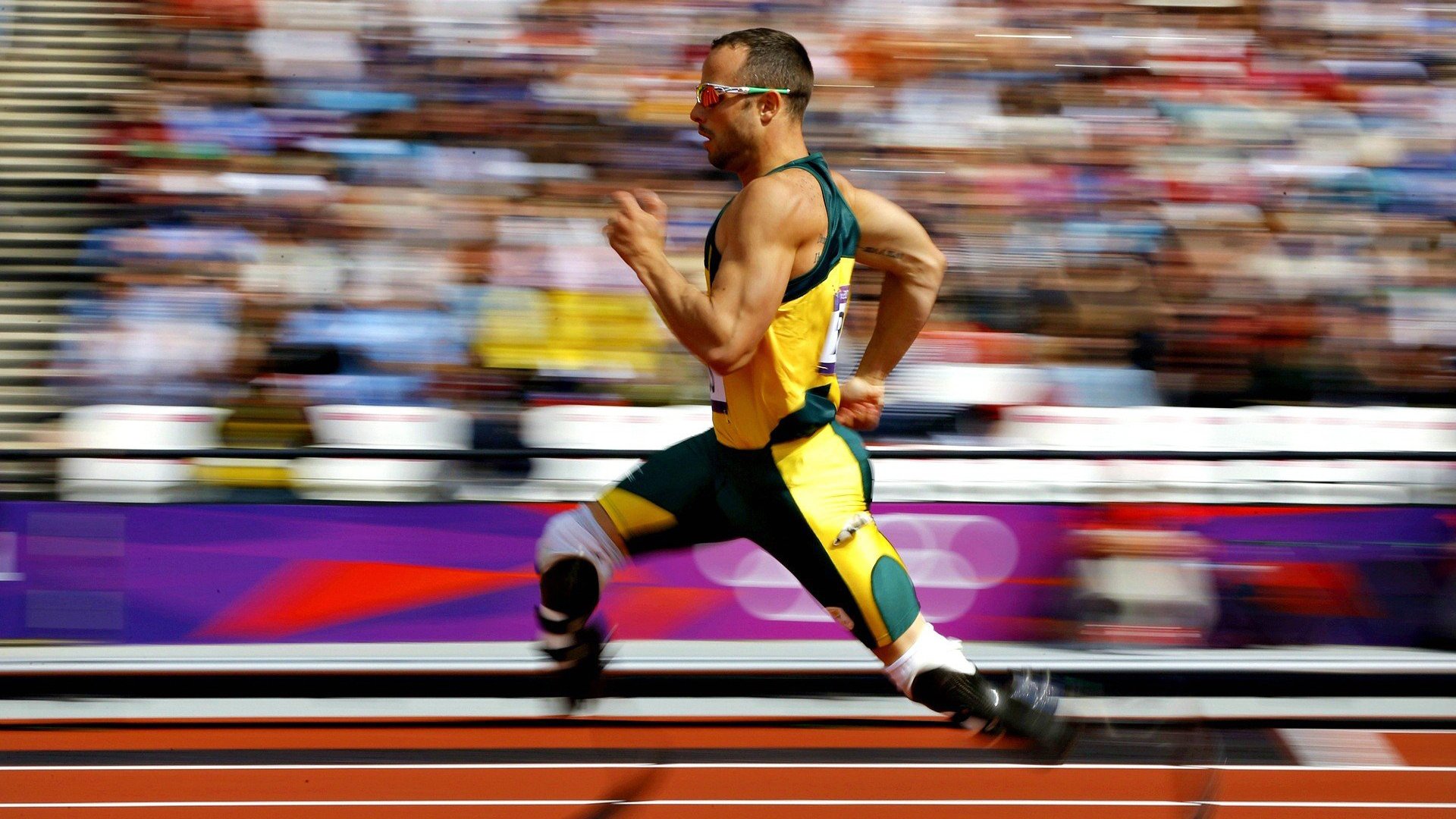 李刚仁一剑封喉，拜仁铁蹄踏平酋长球场